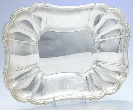 Fluted (Plated, Hollowware, Heritage) Medium Oval Silverplate Platter