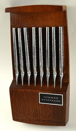 Hacienda (Stainless) (Set of 8) Individual Steak Knives & Case