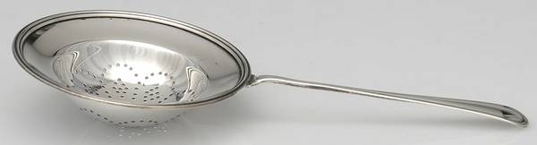 Hamilton (Sterling, 1909) Solid Individual Overcup Tea Strainer