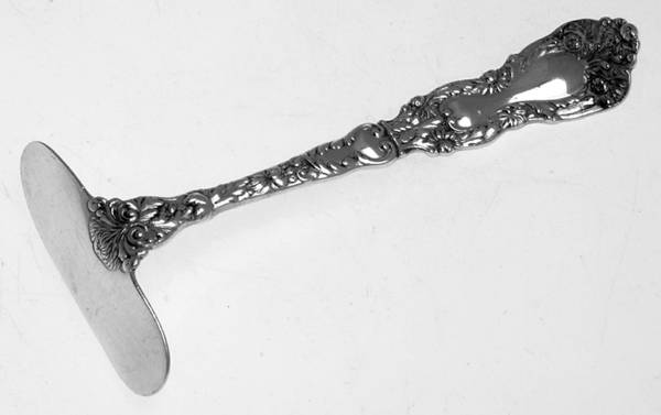 Imperial Chrysanthemum (Sterling, 1894, No Monos) Food Pusher Solid