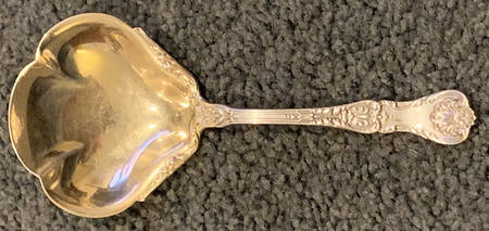King George (Sterling, 1894, No Monograms) Almond Scoop Solid Piece