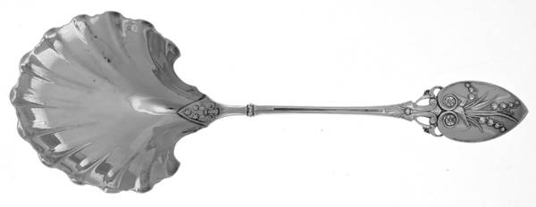 Lily (Sterling, 1870, No Monograms) Solid Shell Berry/Casserole Spoon