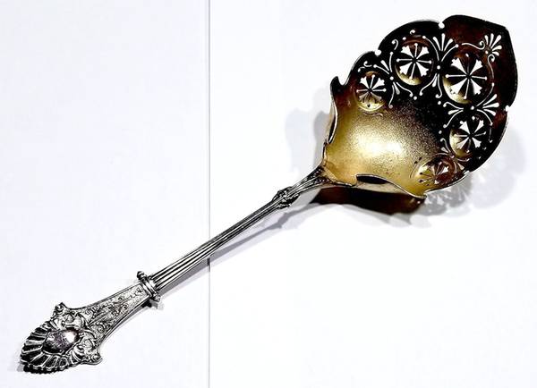 Louis XIV (Sterling, 1870) Pierced Nut Serving Spoon