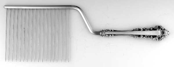 Medici (Sterling, 1971) Cake Breaker with Silverplate Prongs