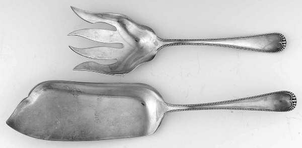 Newcastle (Sterling, 1895) Solid 2-Piece Small Fish Serving Set