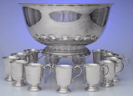 Paul Revere (Silverplate, Hollowware) Punch Set (Bowl and 12 Cups)