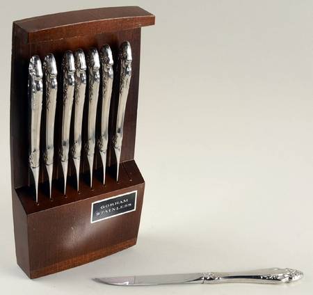 Pierced Baroque (Stainless) (Set of 8) Individual Steak Knives & Case