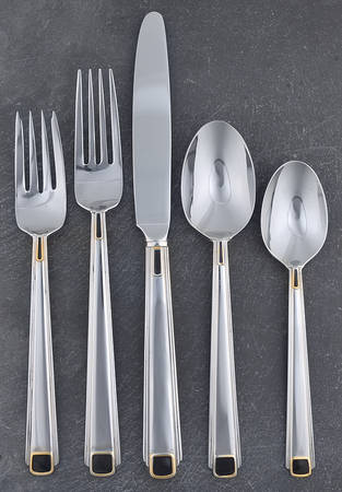 Regalia Court-Onyx (Stainless, Gold Accent) 5 Piece Place Setting