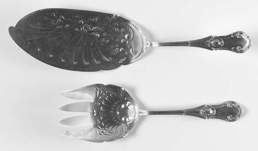 Regent (Sterling, 1892) 2 Piece Large Solid Fish Serving Set