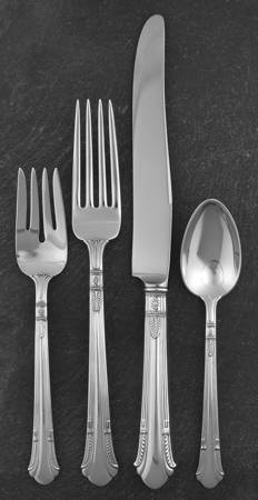 Shamrock V (Sterling, 1931) 4 Piece Dinner Size Setting