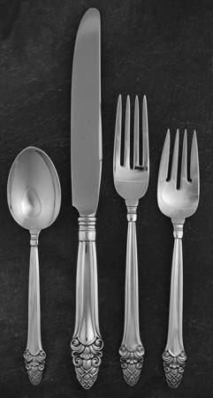 Sovereign-Old (Sterling, 1941, Old)  4 Piece Dinner Size Setting