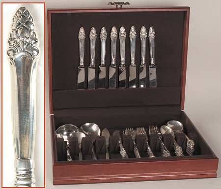 Sovereign-Old (Sterling, 1941, Old)  52 Piece Set