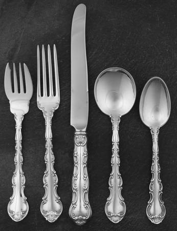 Strasbourg (Sterling, Lion-Anchor-G, 1897) 40 Piece Estate Set