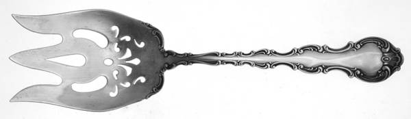 Strasbourg (Sterling, Lion-Anchor-G, 1897) Solid Salad Serving Fork