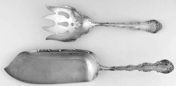Strasbourg (Sterling, Lion-Anchor-G, 1897) Solid 2-Piece Small Fish Serving Set