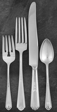 Vanity Fair (Silverplate, 1923) 4 Piece Place Setting