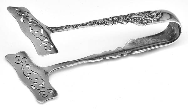 Versailles (Sterling, 1888, No Monograms) Solid Individual Asparagus Tongs