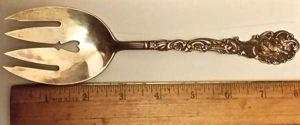 Versailles (Sterling, 1888, No Monograms) Solid Salad Serving Fork