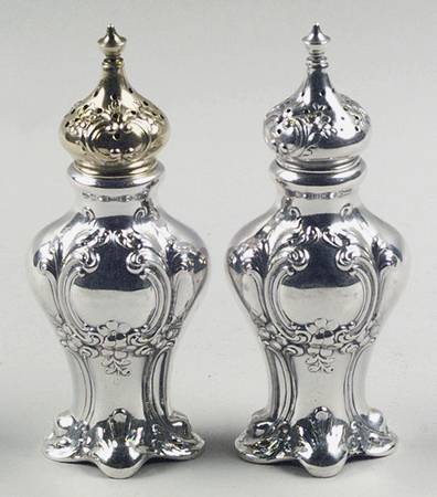 Chantilly-Grand (Sterling Hollowware) Salt & Pepper Set