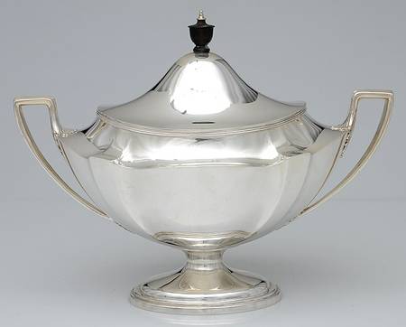 Plymouth-Large (Sterling, Hollowware) Small Tureen & Lid