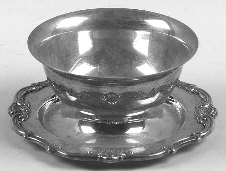 Strasbourg (Silverplate, Hollowware) Sauce Boat W/Attached Underplate