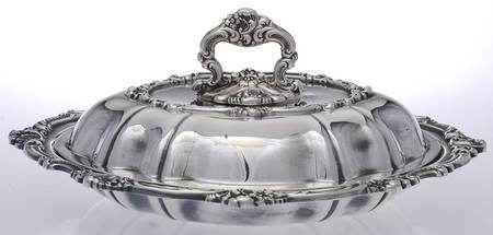 Rosewood (Silverplate, Hollowware) Oval Covered Vegetable
