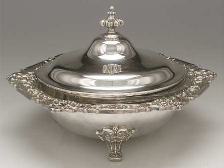Hispana (Silverplate, Hollowware) Plated Round Covered Casserole with Glass