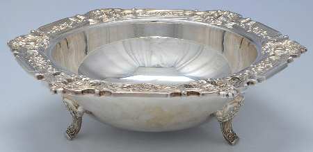 Hispana (Silverplate, Hollowware) 13" Round Footed Centerpiece