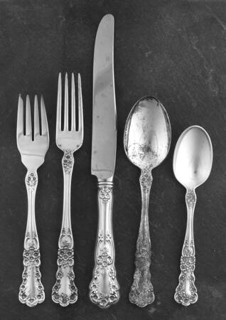 Buttercup (Sterling, "Gorham") 40  Piece Estate Set