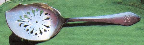 Chatham (Sterling, 1915) Large Solid Jelly Server