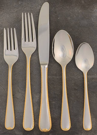 Golden Ribbon Edge Frosted 5 Piece Place Setting