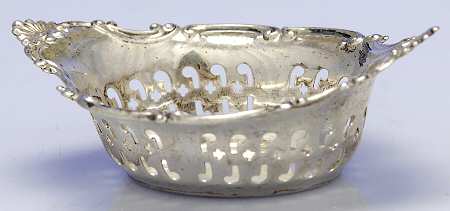 Cromwell (Sterling, 1900, Hollowware) Nut Dish