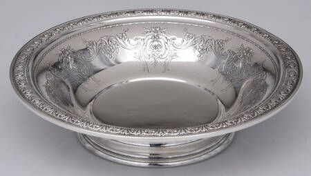 King Edward (Sterling, Hollowware) Large Round Footed Sterling Vegetable Bowl