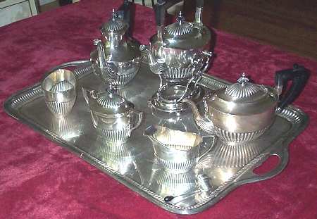 Queen Anne (Silverplate, Hollowware) 7-Piece Plated Tea Set (w/ Waste, Kttle & Try)