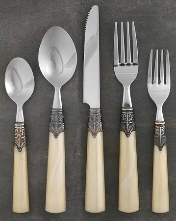 Roseland-White (Stainless) 5 Piece Place Setting