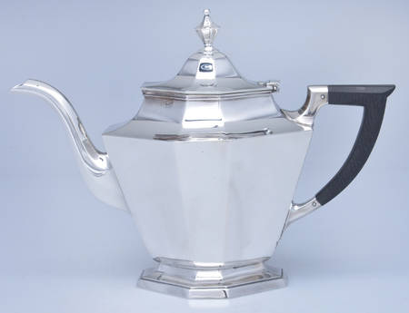 9701 (Sterling, Hollowware) Teapot