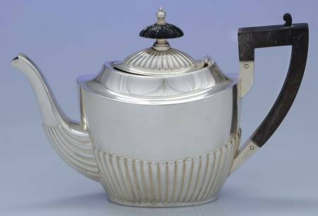A5005 (Sterling, Hollowware) Mini Teapot