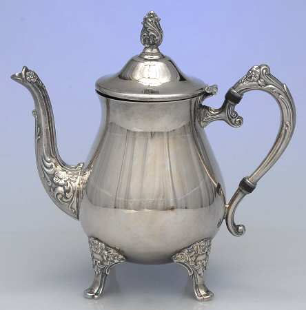 YB74 (Silverplate, Hollowware) Teapot