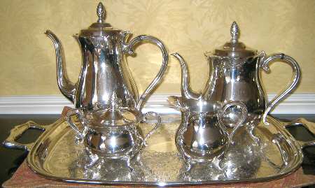 YB401 (Silverplate, Hollowware) 5-Piece Silverplate Tea Set (with Tray)