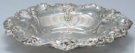 816 (Sterling, Hollowware) 11" Round Vegetable