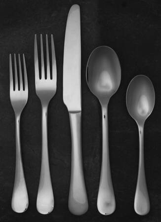 Varberg (Stainless) 5 Piece Place Setting