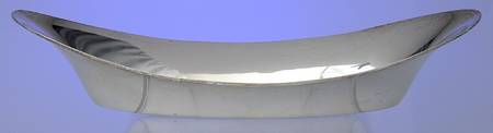 A8979 (Sterling, Hollowware) 11" Bread Tray