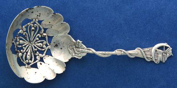 Salem Witch (Sterling) Solid Bon Bon Spoon