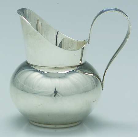 772 (Sterling, Hollowware) Mini Creamer