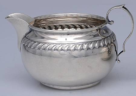 913 (Sterling, Hollowware) Mini Creamer
