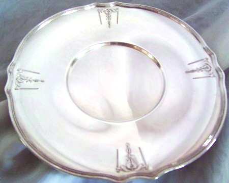 Y325 (Silverplate, Hollowware) Silverplate Sandwich Plate