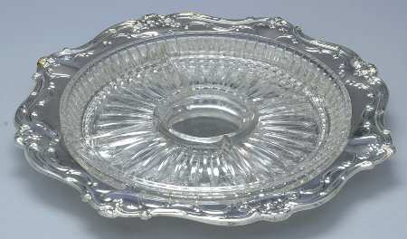 Chantilly (Slvp, Hollowware, Newer) Relish with Glass Liner