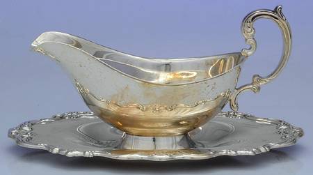 Chantilly (Slvp, Hollowware, Newer) Plated Gravy Boat with Attached Underplate
