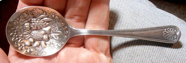 English Shell (Silverplate) Solid Bon Bon Spoon