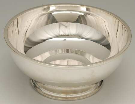 42621 (Sterling, Hollowware) 9" Round Pedestal Centerpiece